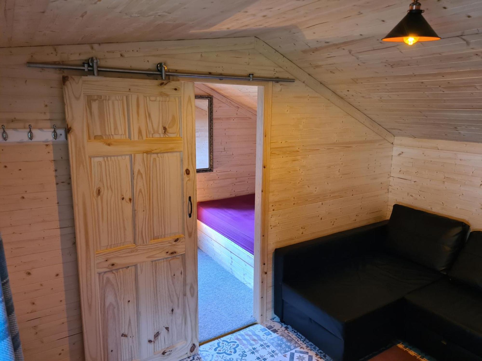 Bell Tent Glamping At Royal Victoria Country Park Саутгемптон Екстер'єр фото